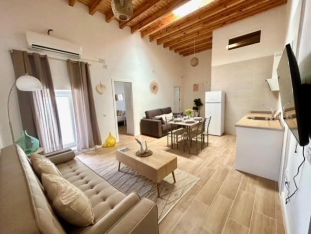 Gatu Casa Solera, Un Lugar Unico, "Preferente Para Mayores De 25 Anos Y Familias " El Puerto de Santa Maria Exterior photo